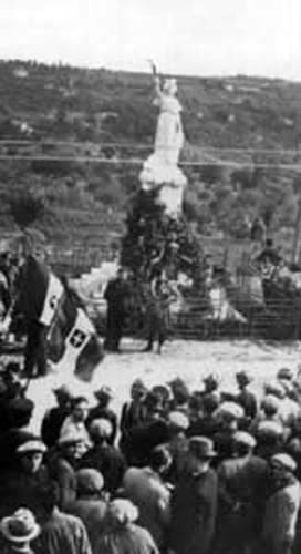 Adunata al monumento dei caduti Pontelandolfo