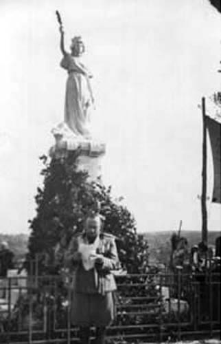 Adunata al monumento dei caduti Pontelandolfo